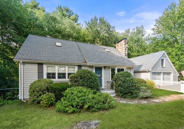Photo 3 of Sale Pending at 133 Highland Street, Easton, MA 02375 | MLS# 73569657 | Listing updated on 2026-09-15