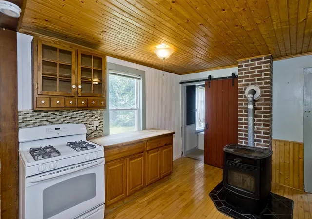 Photo 3 of Single family home for sale at 23 Maple St, Chester, MA 01011 | MLS# 73563768 | Listing updated on 2026-09-24