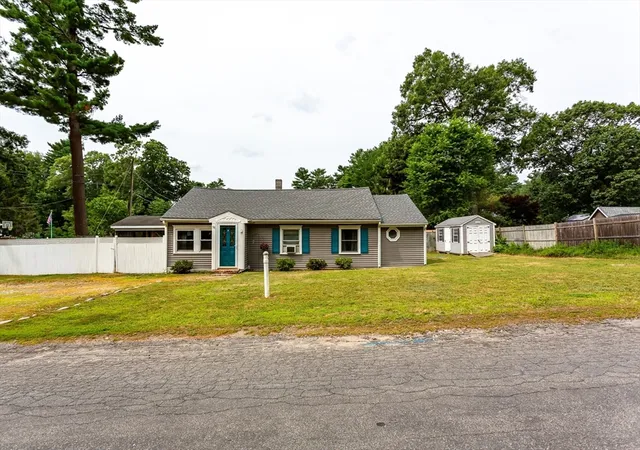 1st image of 58 Chestnut Rd, Halifax, MA 02338 | MLS# 73555513