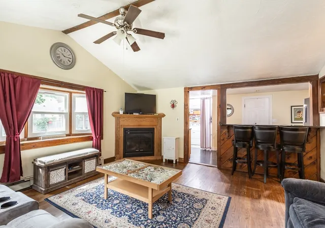 2nd image of 58 Chestnut Rd, Halifax, MA 02338 | MLS# 73555513