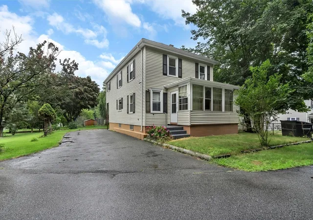 5th image of 2 Clarendon St, Taunton, MA 02780 | MLS# 73559276