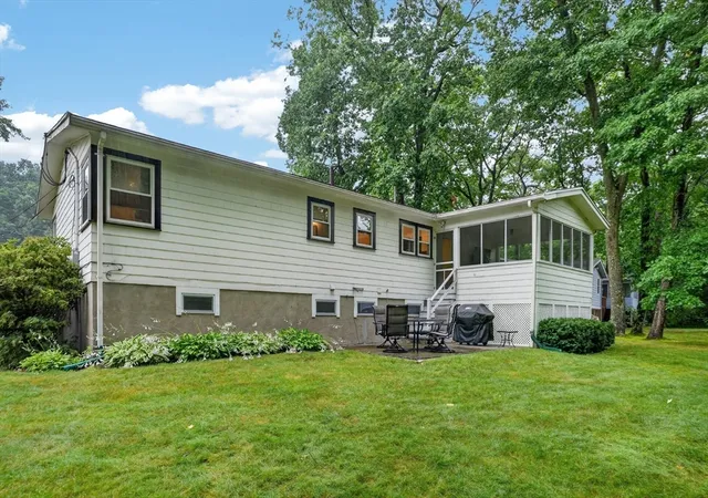 Homes for sale in Framingham, MA | 11 Geraldine Road, Framingham, MA 01701 | MLS# 73546121