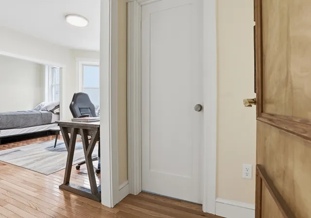 3rd image of 131 Park Dr #2, Boston, MA 02215 | MLS# 73501762