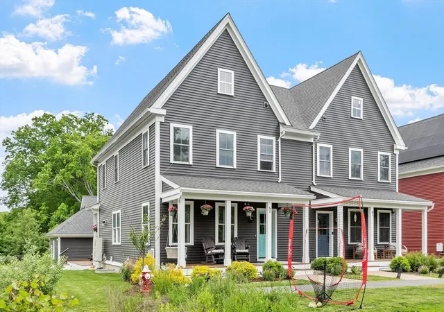 Homes for sale in Devens, MA | 5 Powell St #B, Devens, MA 01434 | MLS# 73528080