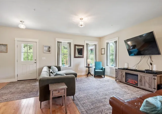 Homes for sale in Devens, MA | 5 Powell St #B, Devens, MA 01434 | MLS# 73528080