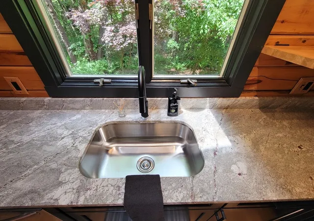 5th image of 46 Karen Lee Ln, Tewksbury, MA 01876 | MLS# 73538776