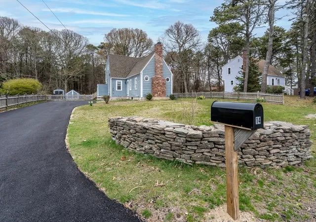 2nd image of 14 Daisy Ln, South Yarmouth, MA 02664 | MLS# 73510628