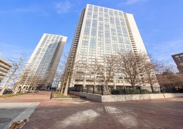 Homes for sale in Boston, MA | 65 East India Row #26H, Boston, MA 02110 | MLS# 73504615