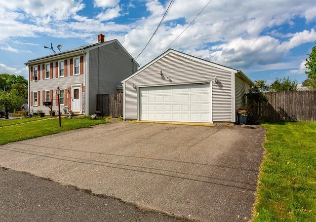 Homes for sale in Somerset, MA | 224 Denham Ave, Somerset, MA 02726 | MLS# 73523110