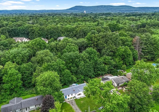 26th image of 51 Westbrook Rd, South Hadley, MA 01075 | MLS# 73540386