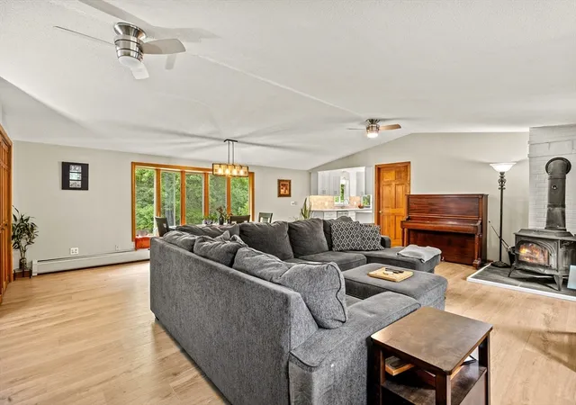 3rd image of 51 Westbrook Rd, South Hadley, MA 01075 | MLS# 73540386