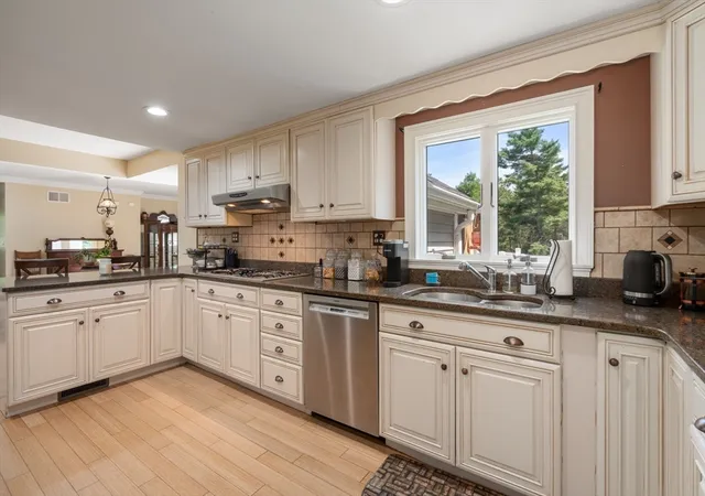Photo 3 of Sale Pending at 217 Charge Pond Rd, Wareham, MA 02571 | MLS# 73558379 | Listing updated on 2026-08-26