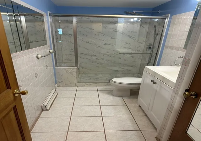 4th image of 8 Bishop St, Leominster, MA 01453 | MLS# 73542082
