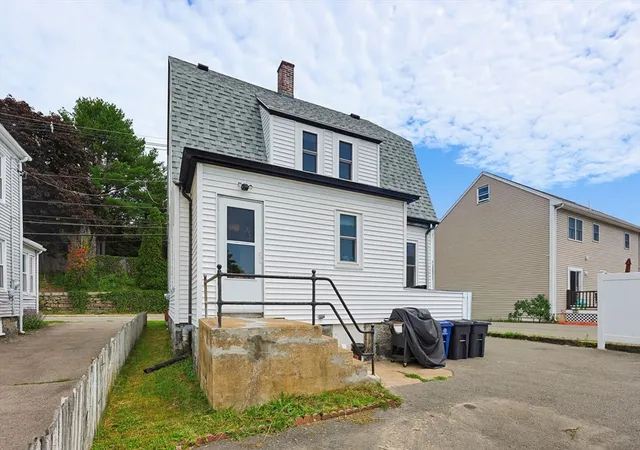 Homes for sale in Peabody, MA | 19 Tremont St, Peabody, MA 01960 | MLS# 73544408