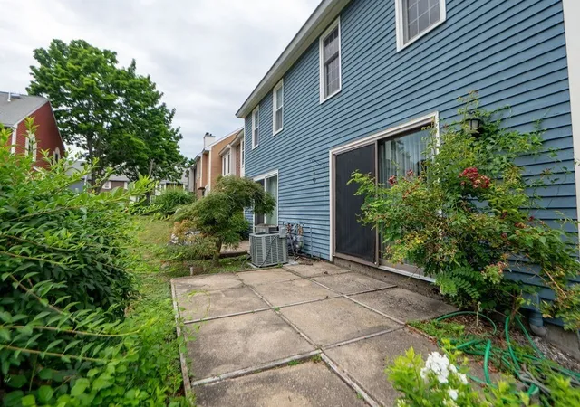 Homes for sale in Swampscott, MA | 21 Capstan Wy, Swampscott, MA 01907