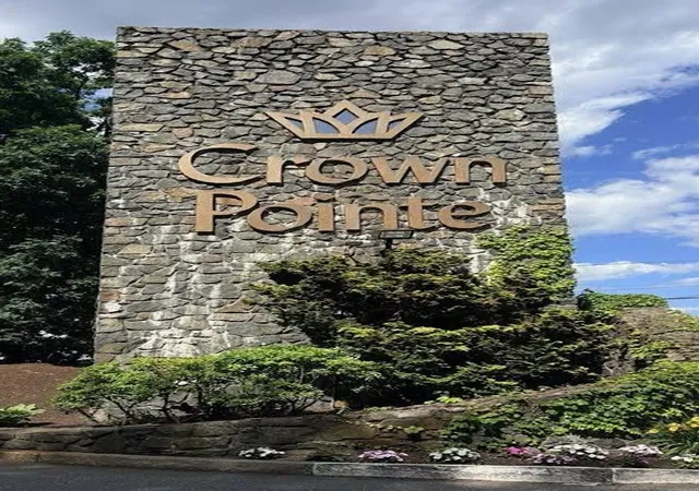 1st image of 404 Paradise Road #1P, Swampscott, MA 01907 | MLS# 73543731