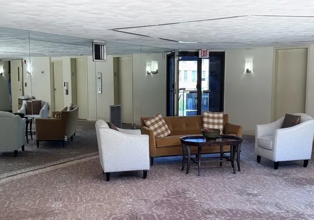 4th image of 404 Paradise Road #1P, Swampscott, MA 01907 | MLS# 73543731