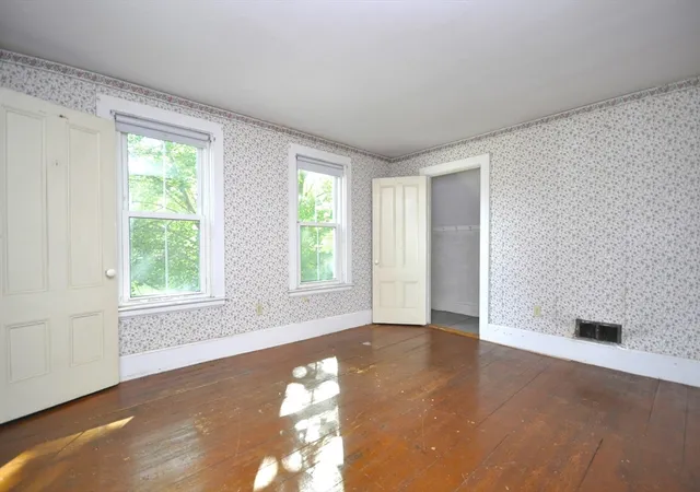 Photo 4 of Sale Pending at 336 Plymouth St, East Bridgewater, MA 02333 | MLS# 73560763 | Listing updated on 2026-09-22