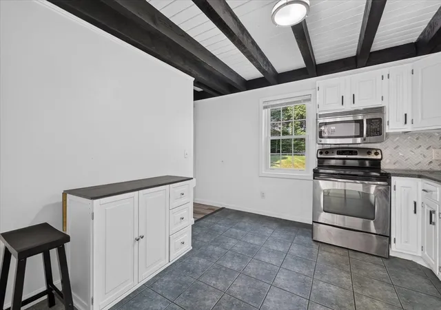Homes for sale in Sturbridge, MA | 37 Breakneck Rd, Sturbridge, MA 01566 | MLS# 73544628