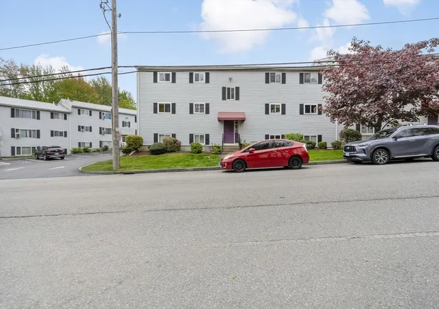 Homes for sale in Fall River, MA | 5455 N Main St, Fall River, MA 02720