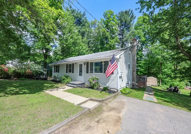 Homes for sale in Raymond, NH | 9 Sesame Street, Raymond, NH 03077 | MLS# 73528724