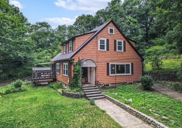 Photo 2 of Sale Pending at 160 Forest St, Melrose, MA 02176 | MLS# 73552536 | Listing updated on 2026-09-01