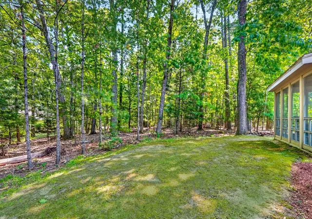 38th image of 8 Pilgrim Dr #A, Westford, MA 01886 | MLS# 73554452