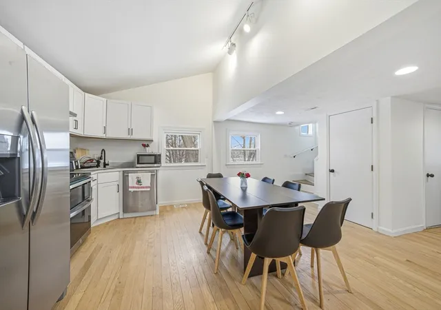 4th image of 2 Chestnut Terrace, Lynn, MA 01902 | MLS# 73477442