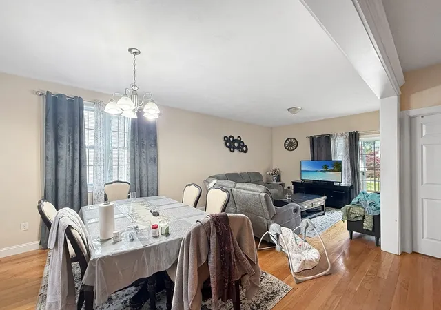 5th image of 44 Dominion Rd, Worcester, MA 01605 | MLS# 73530628