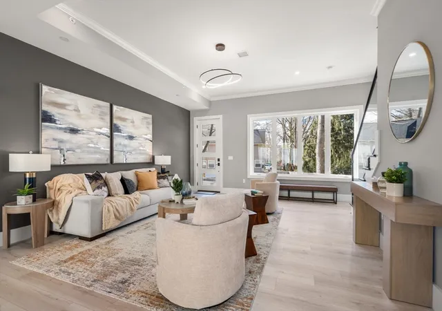 4th image of 28 Wilson Cir, Newton, MA 02461