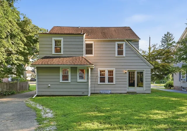Photo 2 of Sale Pending at 130 Westmoreland Ave, Longmeadow, MA 01106 | MLS# 73569376 | Listing updated on 2026-09-16