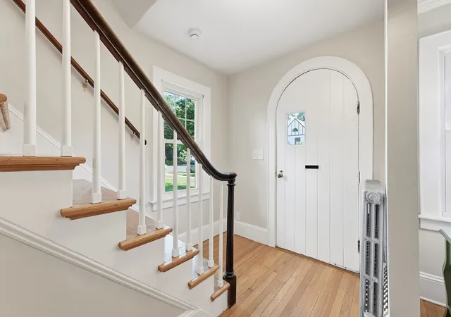 Photo 3 of Sale Pending at 130 Westmoreland Ave, Longmeadow, MA 01106 | MLS# 73569376 | Listing updated on 2026-09-16