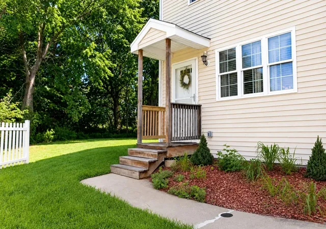Photo 2 of Condo for sale at 89 W Carpenter Street #3, Attleboro, MA 02703 | MLS# 73568952 | Listing updated on 2026-09-12