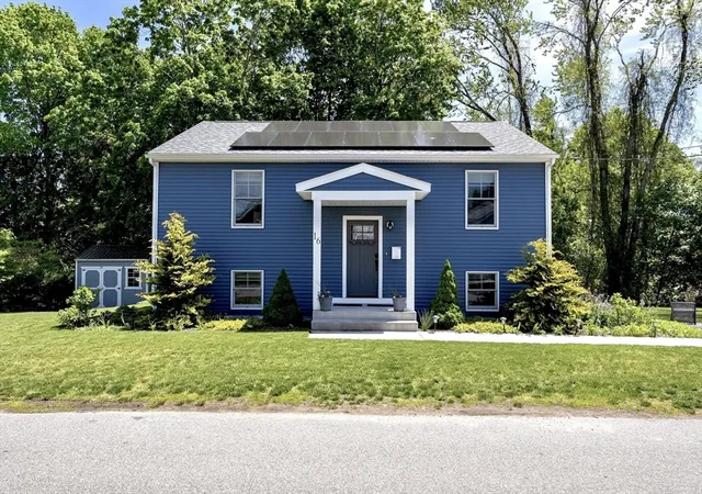 1st image of 16 Clancy St, Swansea, MA 02777 | MLS# 73527703