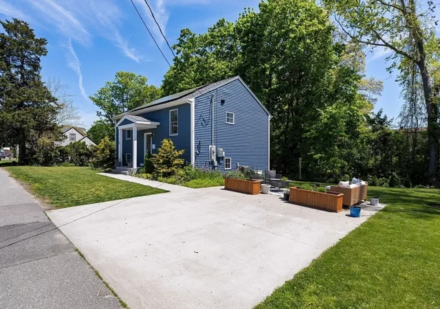 3rd image of 16 Clancy St, Swansea, MA 02777 | MLS# 73527703