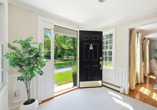 Photo 3 of Single family home for sale at 228 River St, Norwell, MA 02061 | MLS# 73560131 | Listing updated on 2026-10-02
