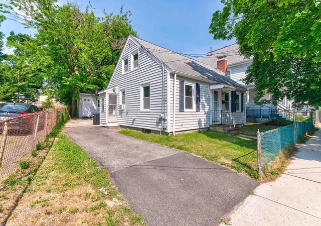 Homes for sale in Quincy, MA | 72 French St, Quincy, MA 02171 | MLS# 73549715