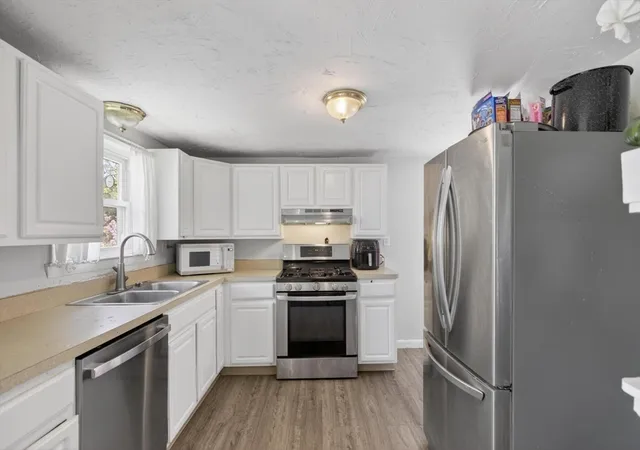 3rd image of 43 Kingman St, Brockton, MA 02302 | MLS# 73521829
