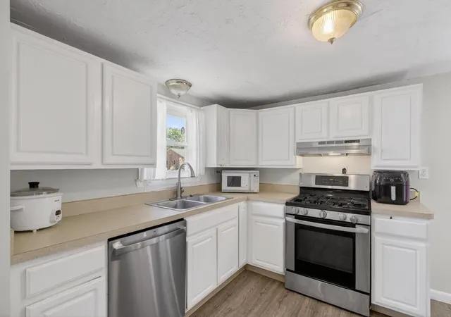4th image of 43 Kingman St, Brockton, MA 02302 | MLS# 73521829