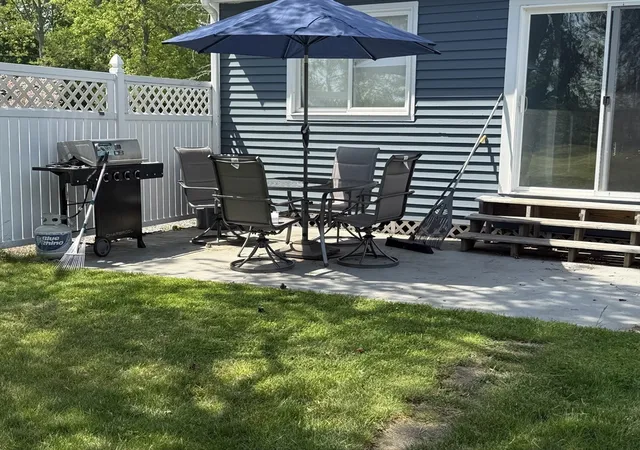 Homes for sale in West Bridgewater, MA | 87 Union St, West Bridgewater, MA 02379 | MLS# 73524878