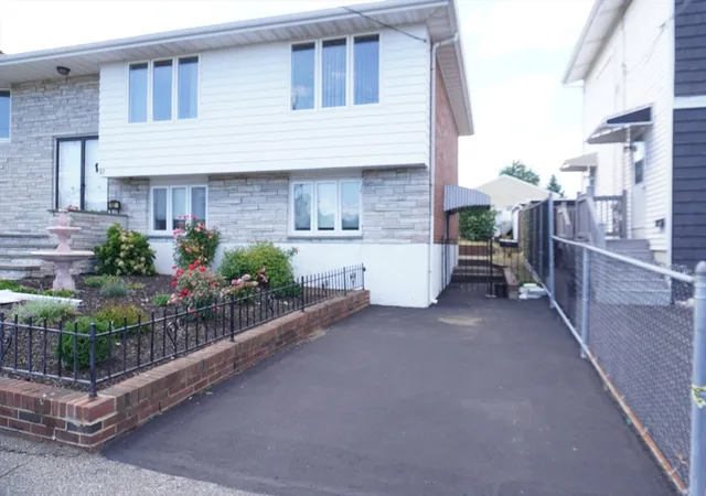 16th image of 92 Newman St, Revere, MA 02151 | MLS# 73565813