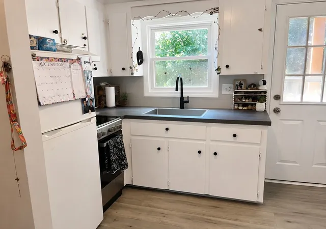 Photo 3 of Sale Pending at 681 State Rd #10, Plymouth, MA 02360 | MLS# 73559507 | Listing updated on 2026-09-15