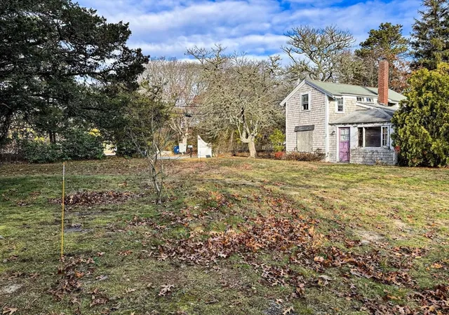 4th image of 30 Pond St, Osterville, MA 02655 | MLS# 73460432
