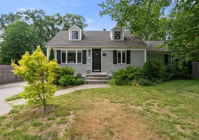 Homes for sale in Cohasset, MA | 169 Pond St, Cohasset, MA 02025 | MLS# 73534536