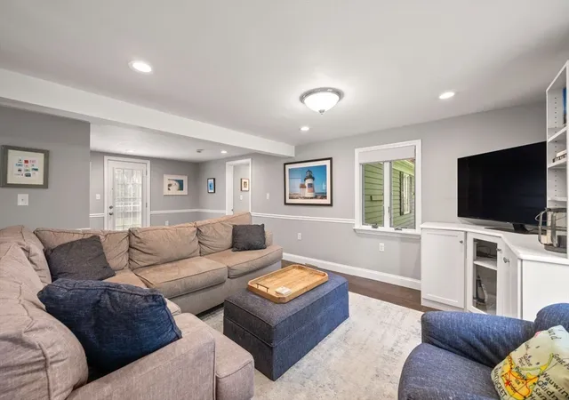 Homes for sale in Cohasset, MA | 169 Pond St, Cohasset, MA 02025 | MLS# 73534536