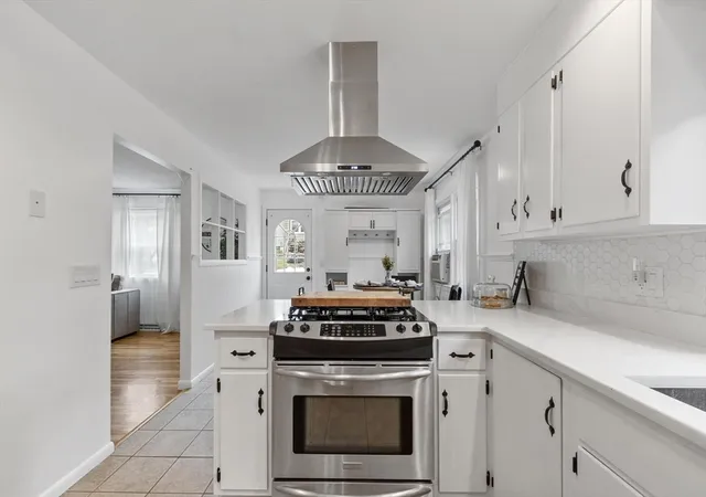 5th image of 48 Anthony Rd, Leominster, MA 01453 | MLS# 73550774