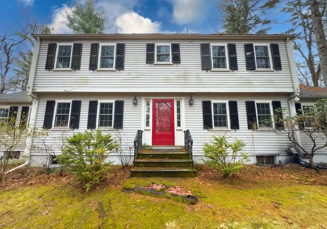 2nd image of 111 Log Hill Rd, Carlisle, MA 01741 | MLS# 73500472