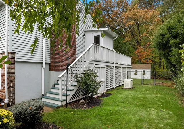 3rd image of 12 Mansfield St, Peabody, MA 01960 | MLS# 73446599