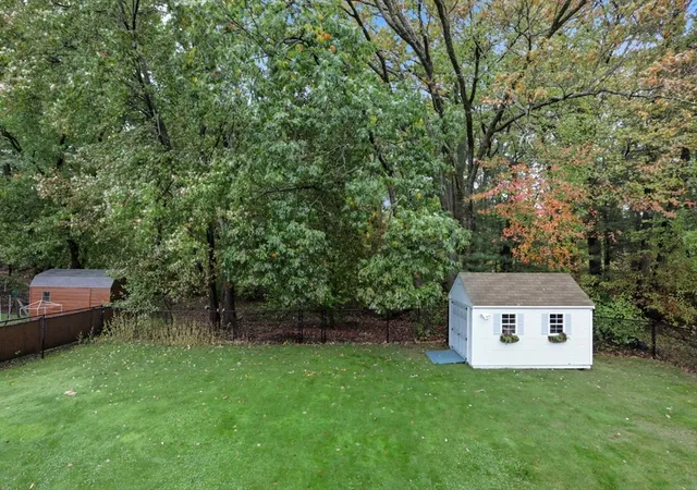 5th image of 12 Mansfield St, Peabody, MA 01960 | MLS# 73446599