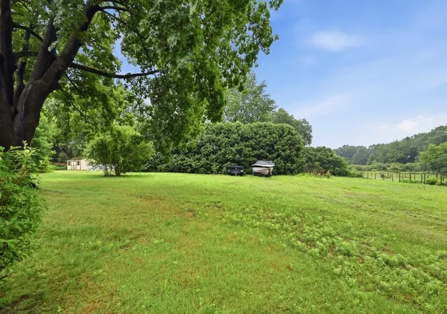5th image of 62 Pine Street, South Hadley, MA 01075 | MLS# 73550695